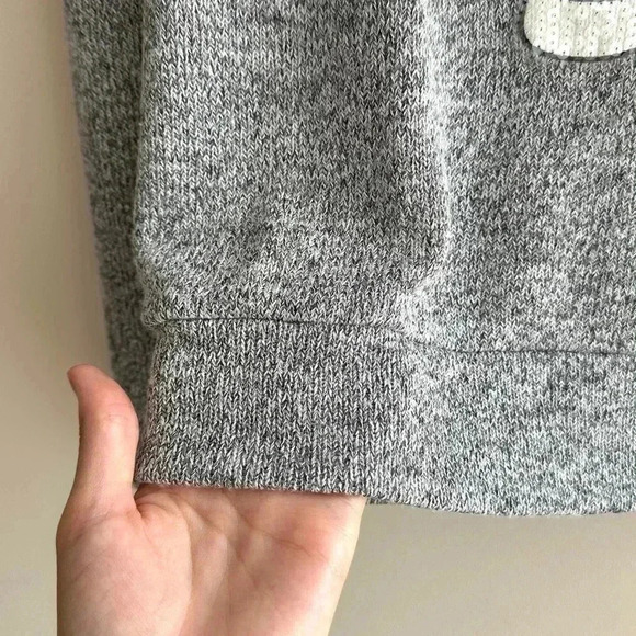 Disney Frozen Olaf Sequin Gray Knit Lightweight Sweater, Size Medium - Picture 9 of 16